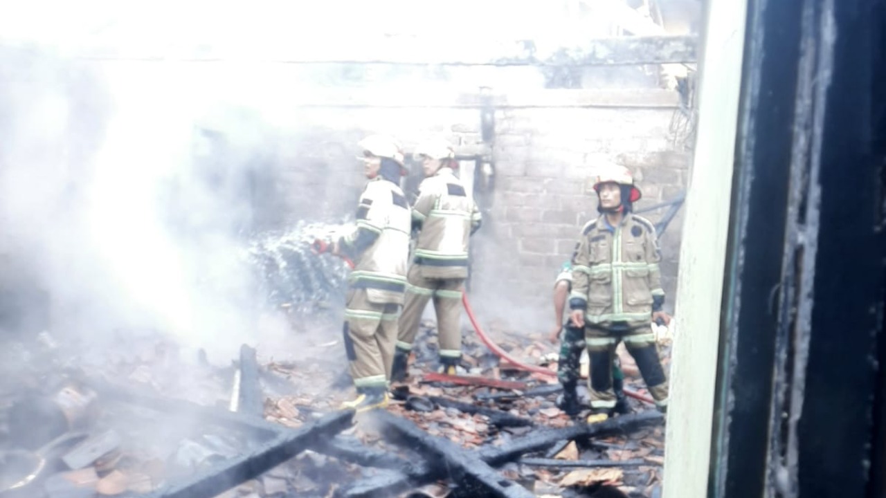 Tungku “Padam” Rumah Terbakar